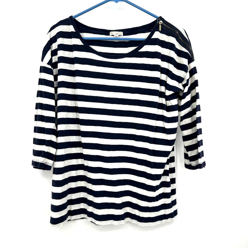 Gap size medium blue white striped shirt zipper shoulder detail 100% cotton